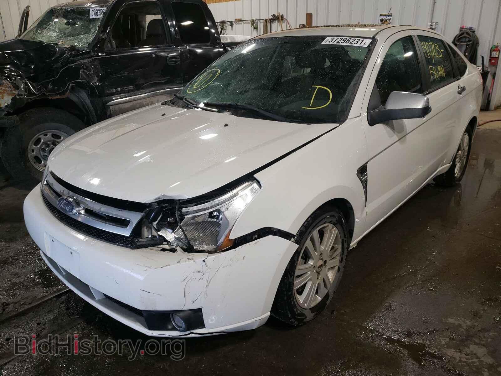 2009 FORD FOCUS - VIN: 1FAHP37N09W201172 - Фото 2
