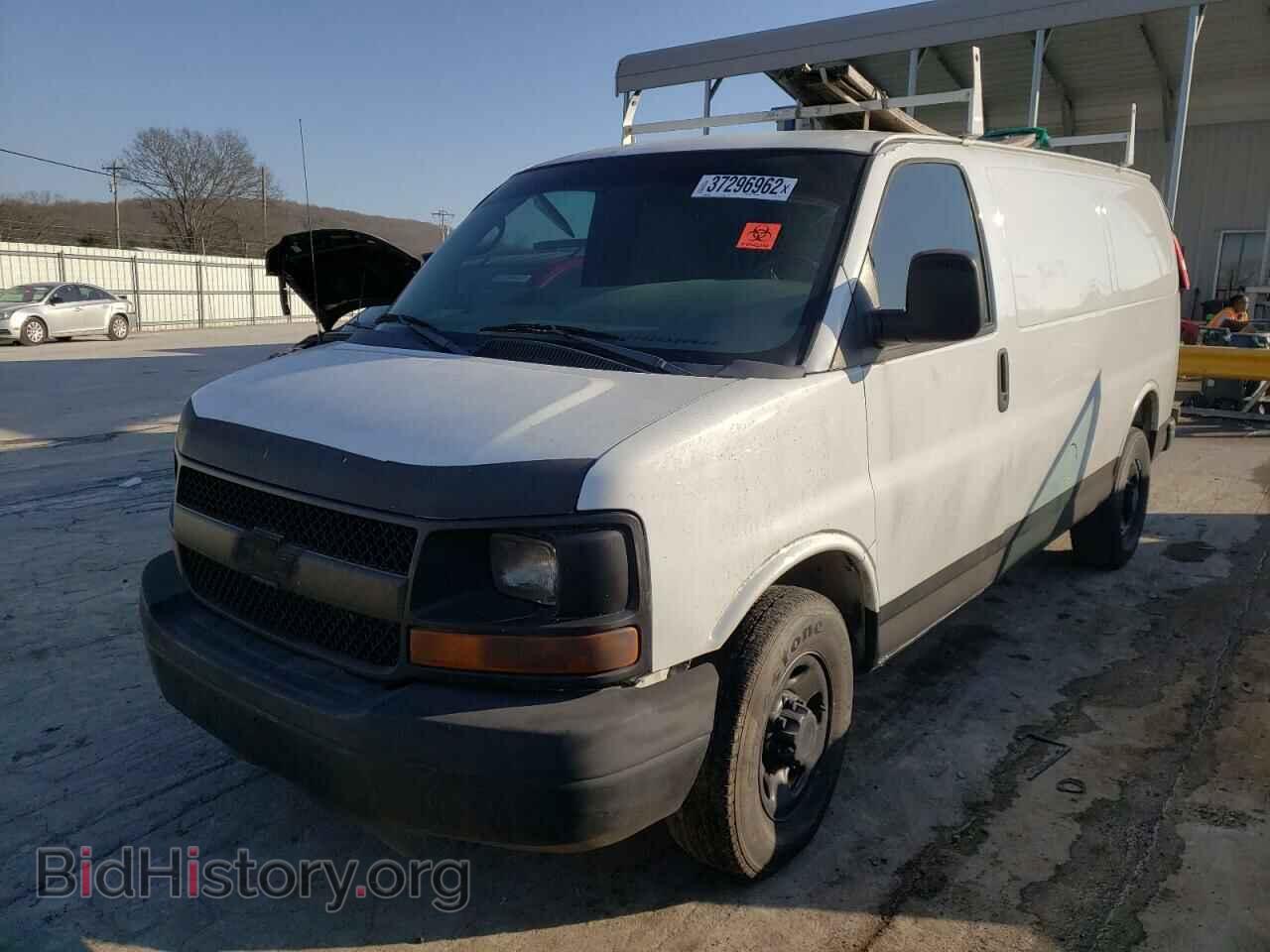 2010 CHEVROLET EXPRESS - VIN: 1GCZGFAA6A1182375 - Фото 2