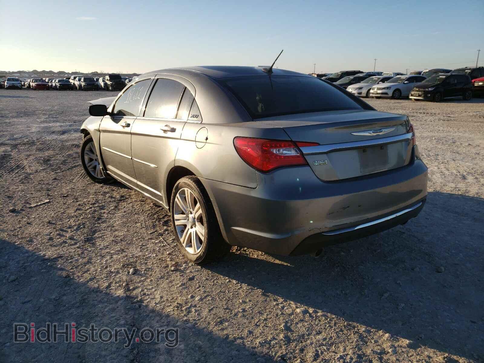 2012 CHRYSLER 200 - VIN: 1C3CCBAG7CN228603 - Фото 3