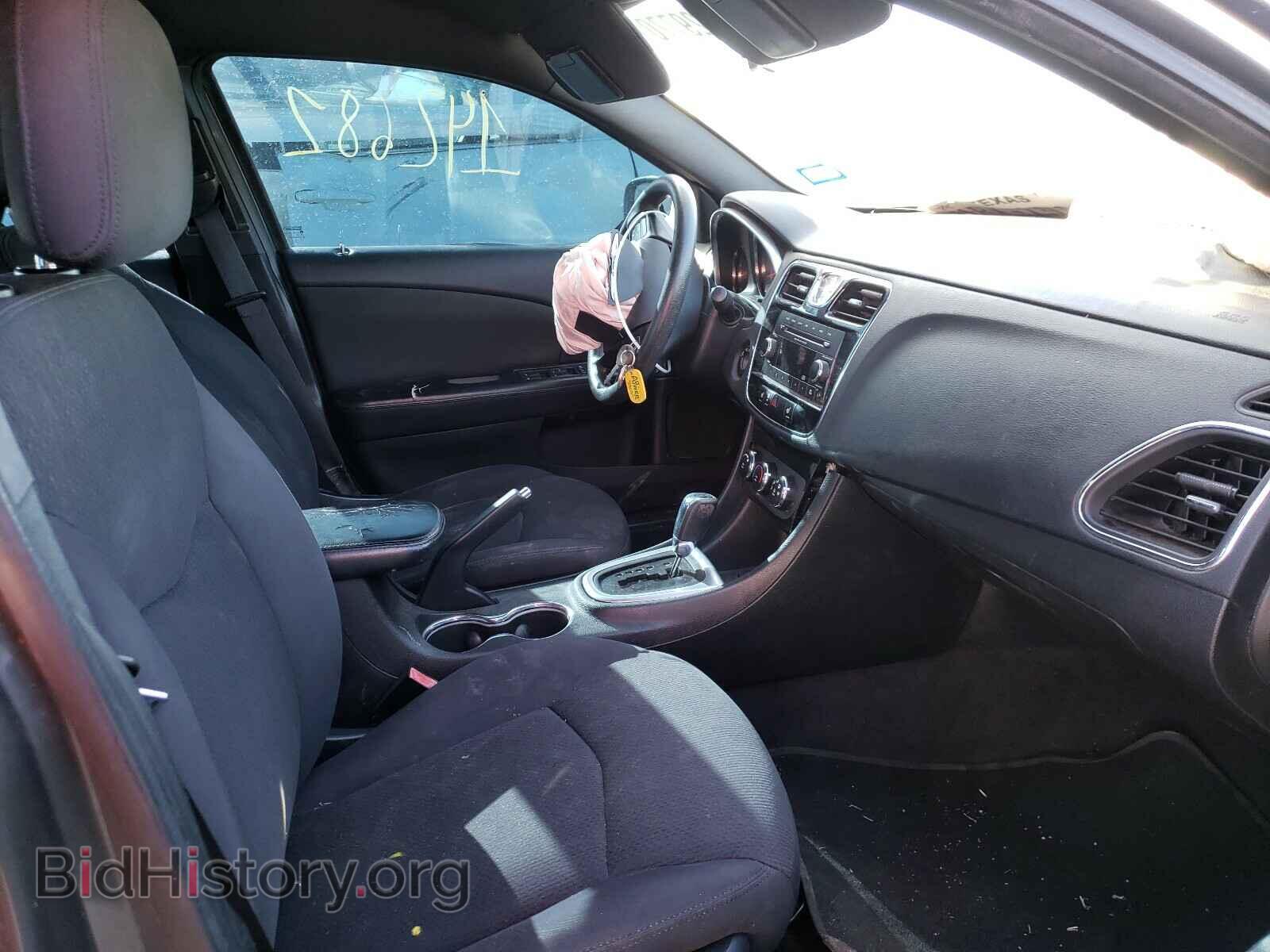 2012 CHRYSLER 200 - VIN: 1C3CCBAG7CN228603 - Фото 5