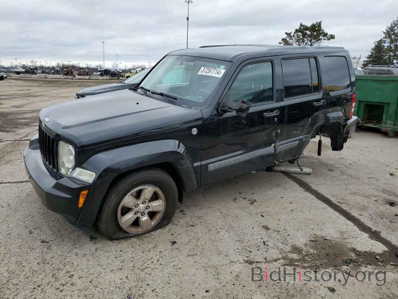 Photo 1C4PJMAK8CW138552 - JEEP LIBERTY 2012