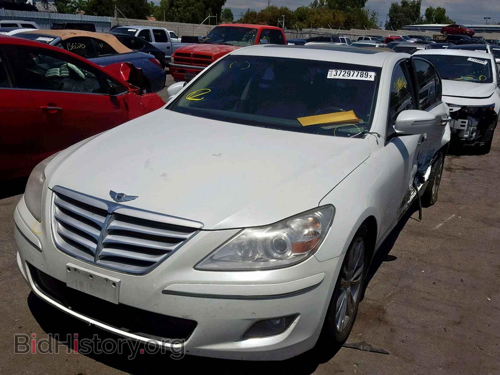 2010 HYUNDAI GENESIS - VIN: KMHGC4DF3AU110963 - Фото 2