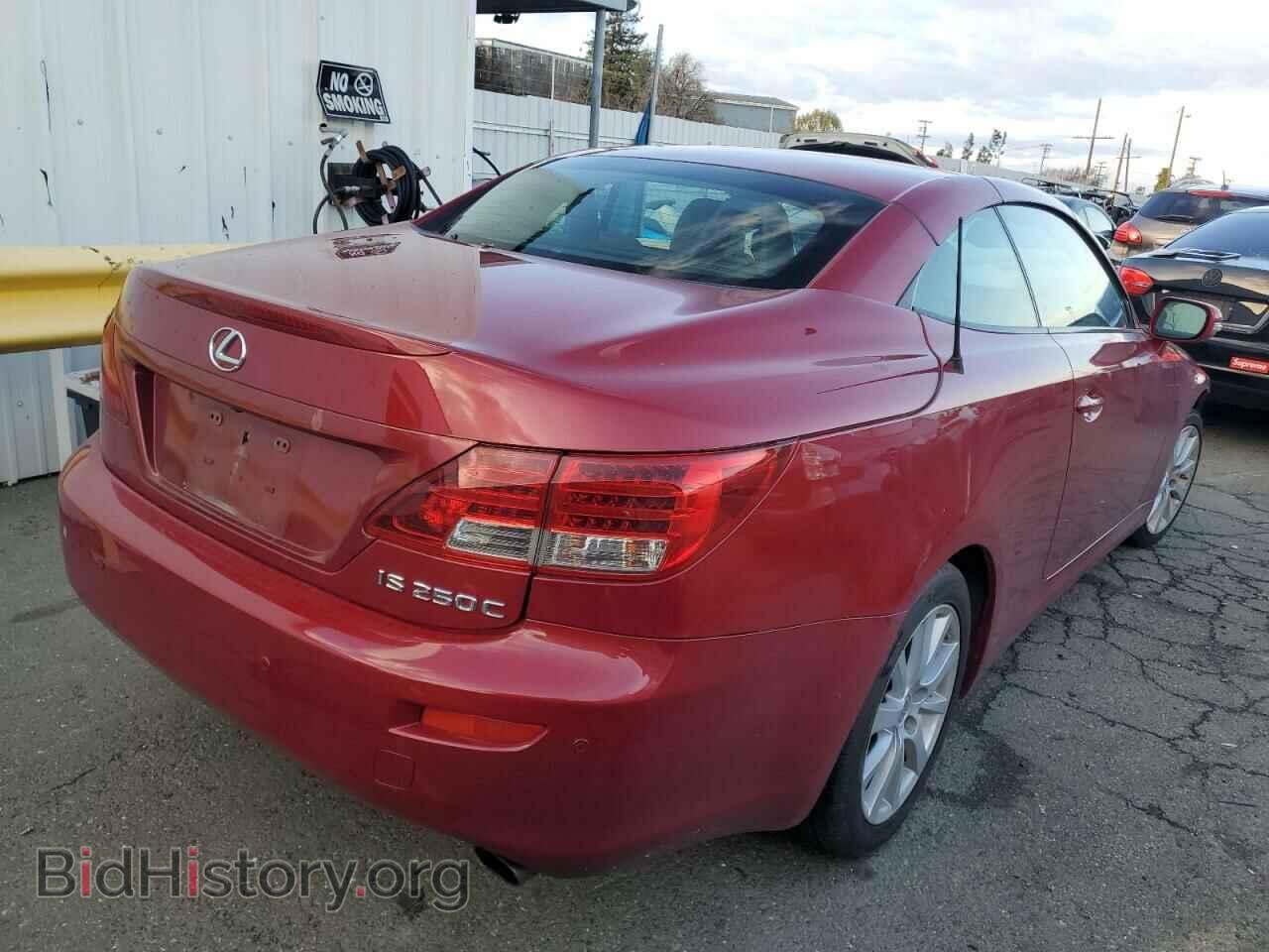 2011 LEXUS IS - VIN: JTHFF2C20B2517418 - Photo 3