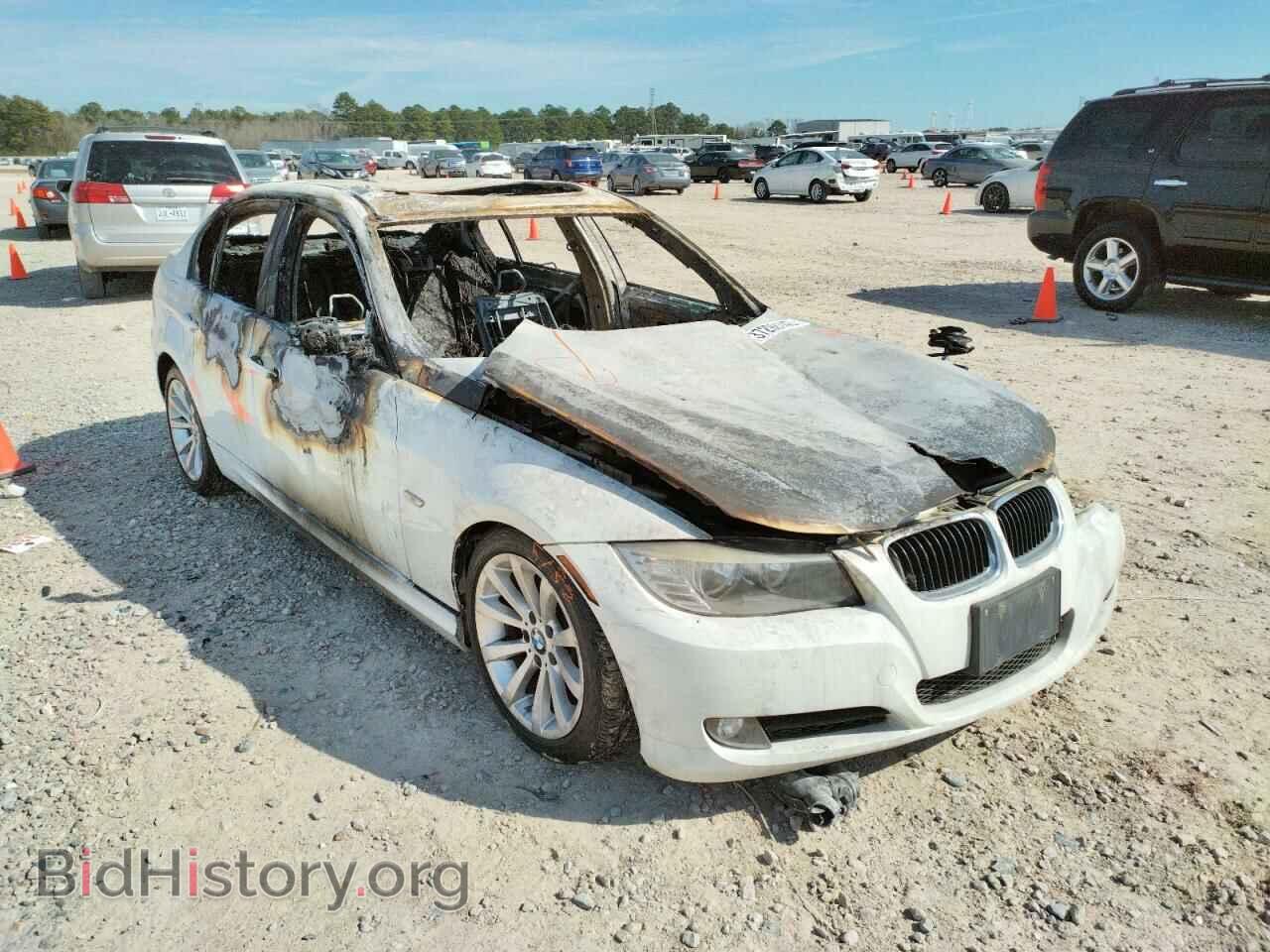 Photo WBAPH7G51BNM56576 - BMW 3 SERIES 2011