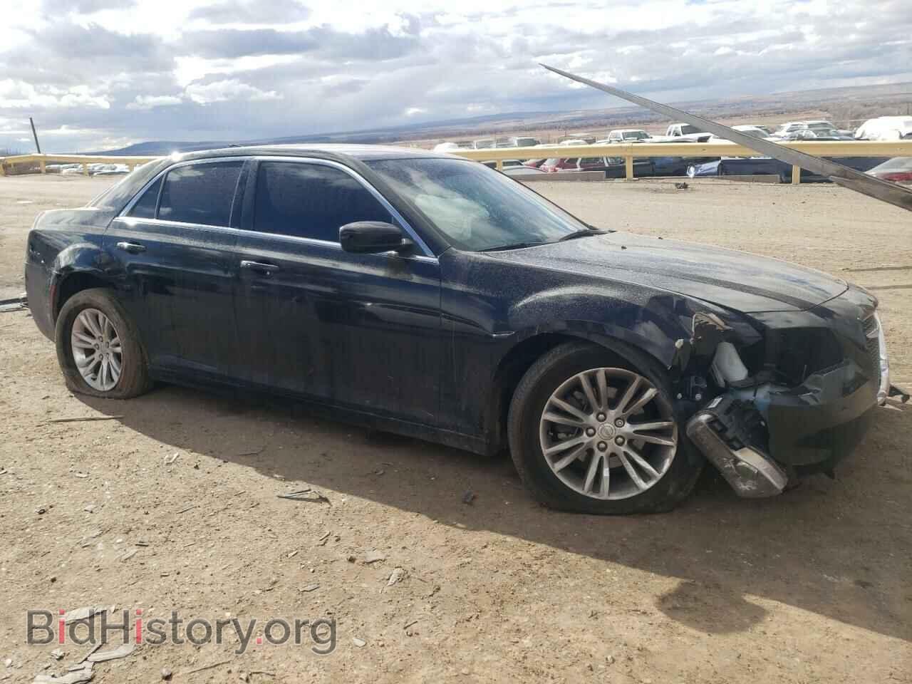 2019 CHRYSLER 300 - VIN: 2C3CCAAG9KH755429 - Фото 4