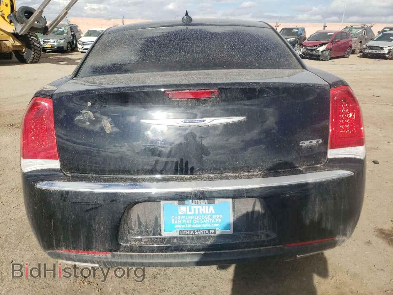 2019 CHRYSLER 300 - VIN: 2C3CCAAG9KH755429 - Фото 6