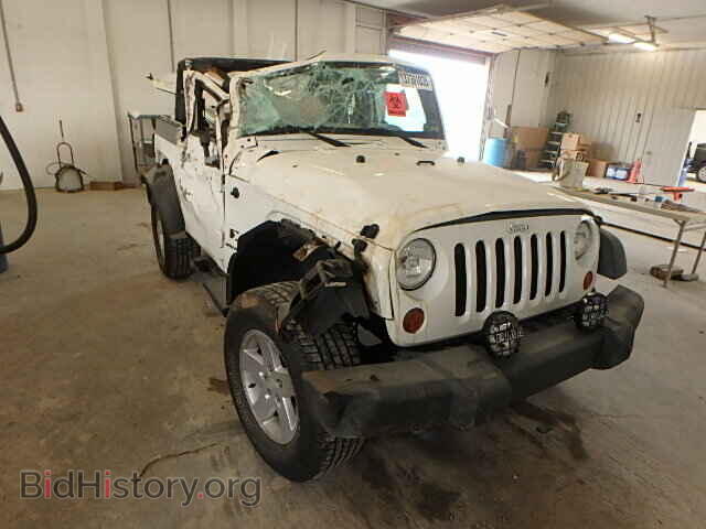 Photo 1J4FA24128L561598 - JEEP WRANGLER 2008