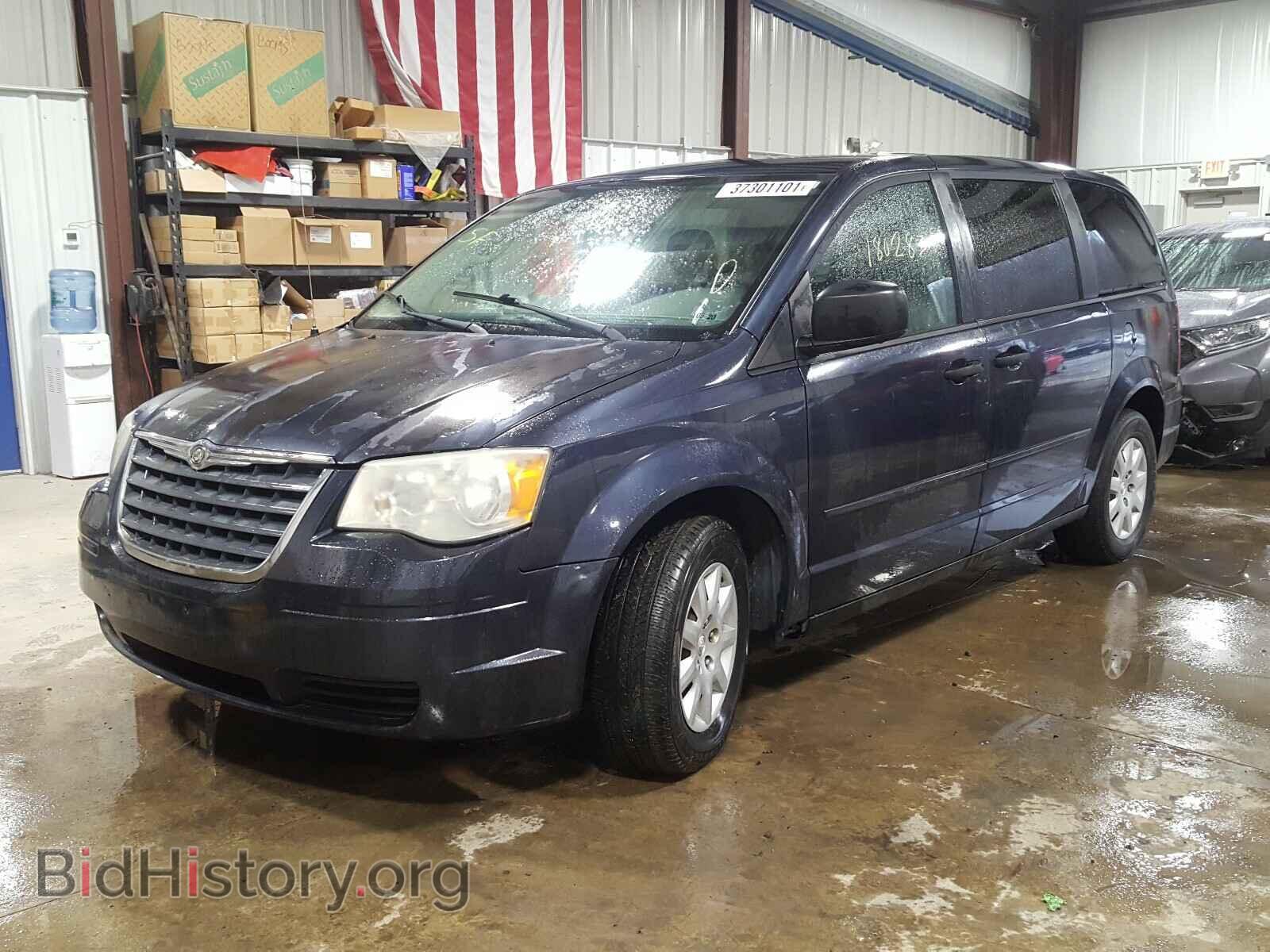 2008 CHRYSLER MINIVAN - VIN: 2A8HR44H38R831728 - Photo 2