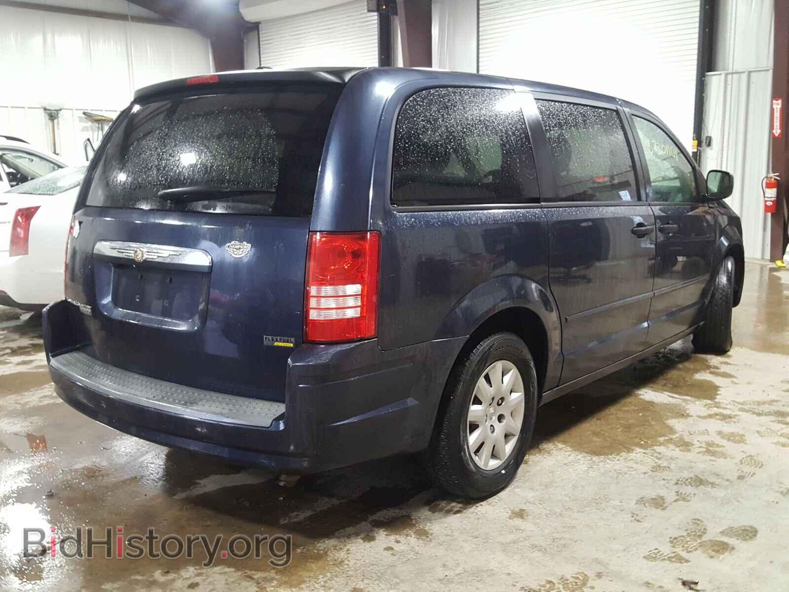 2008 CHRYSLER MINIVAN - VIN: 2A8HR44H38R831728 - Photo 4