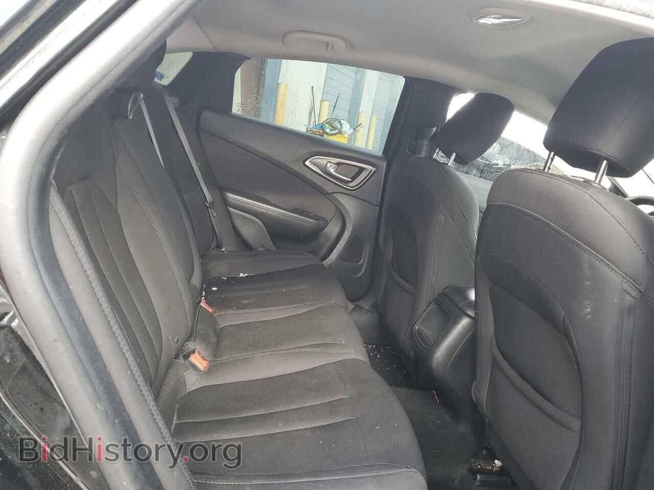 2016 CHRYSLER 200 - VIN: 1C3CCCFB5GN186070 - Фото 10