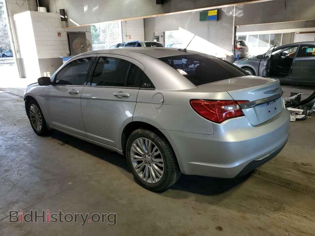 2012 CHRYSLER 200 - VIN: 1C3CCBAB5CN101126 - Фото 2