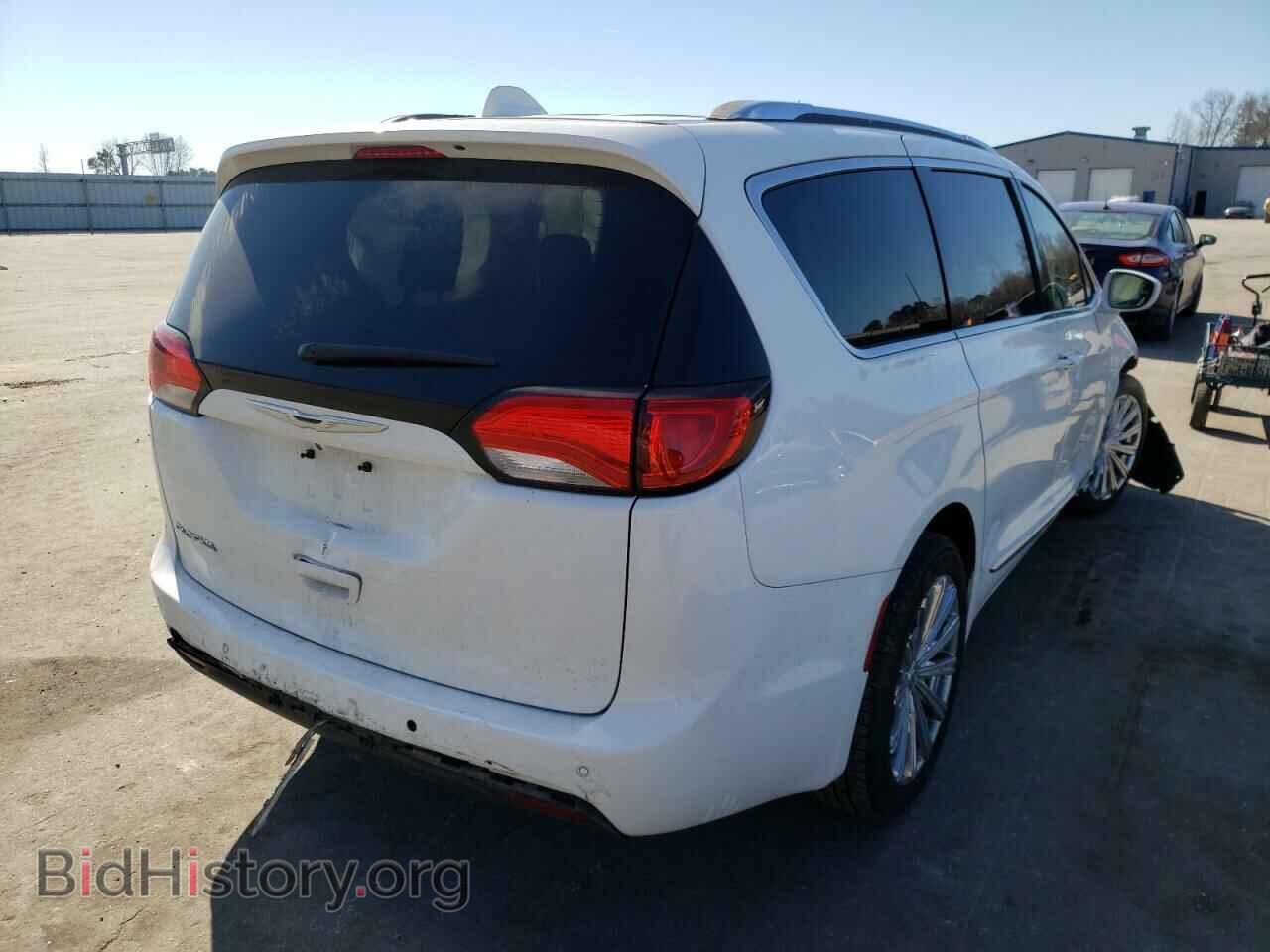 2017 CHRYSLER PACIFICA - VIN: 2C4RC1EG2HR536895 - Photo 4