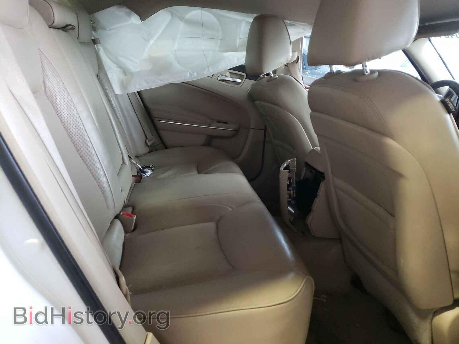 2011 CHRYSLER 300 - VIN: 2C3CA6CT0BH583126 - Фото 6
