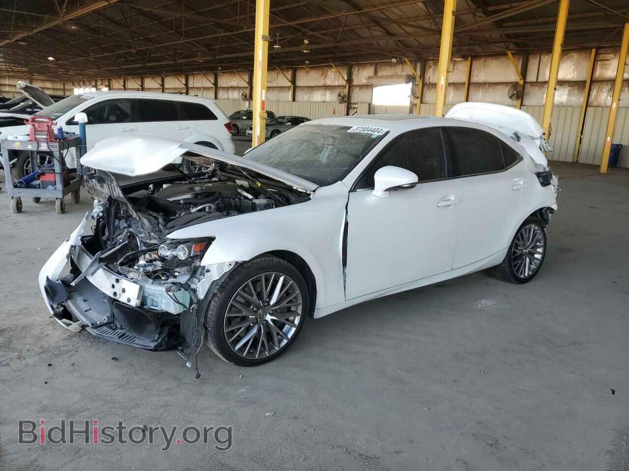 Photo JTHBA1D20G5037486 - LEXUS IS 2016