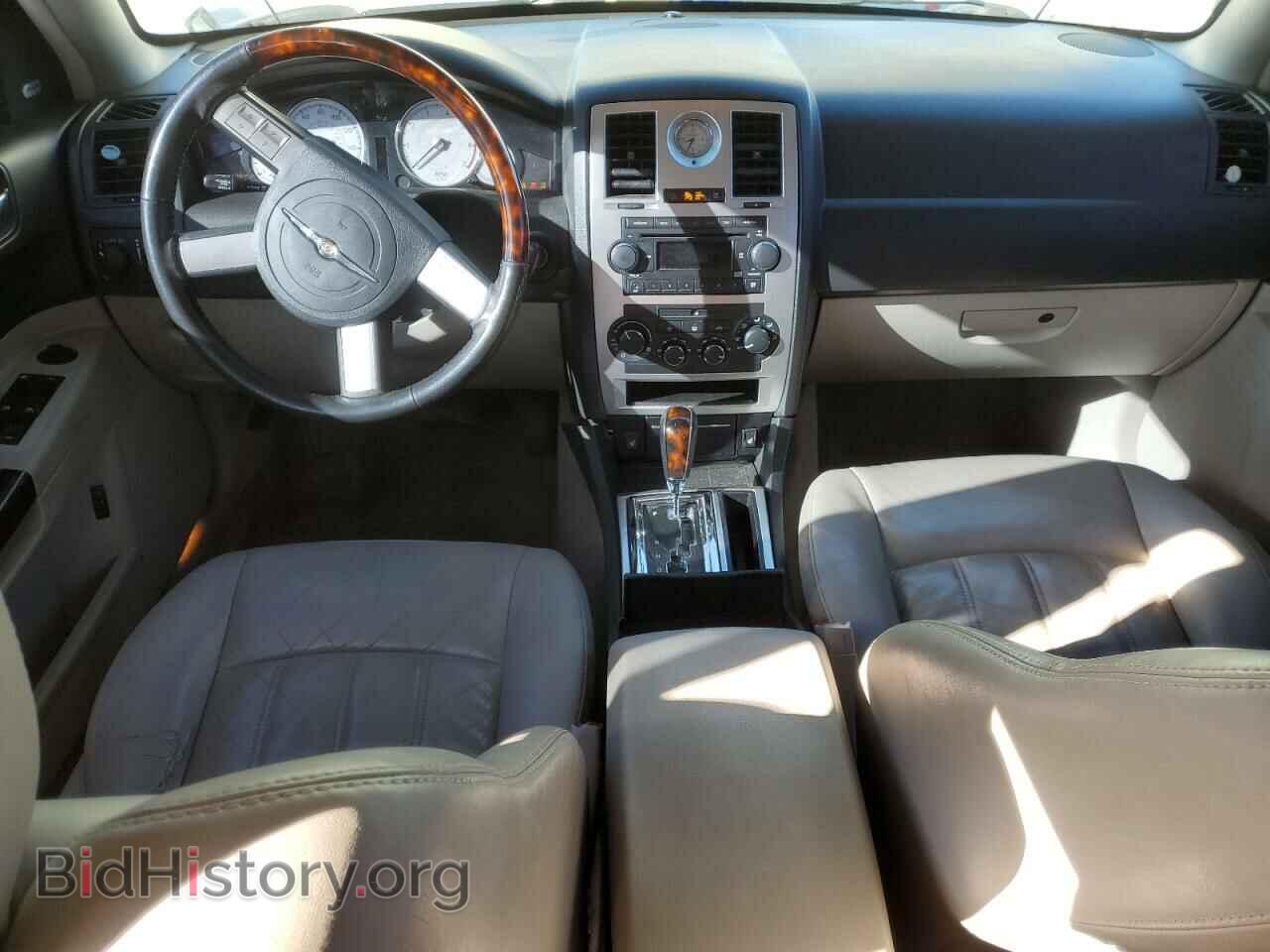 2006 CHRYSLER 300 - VIN: 2C3KA63H96H277670 - Фото 8