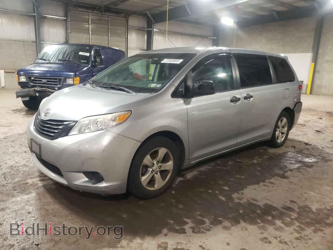Фотография 5TDZK3DC1ES406171 - TOYOTA SIENNA 2014