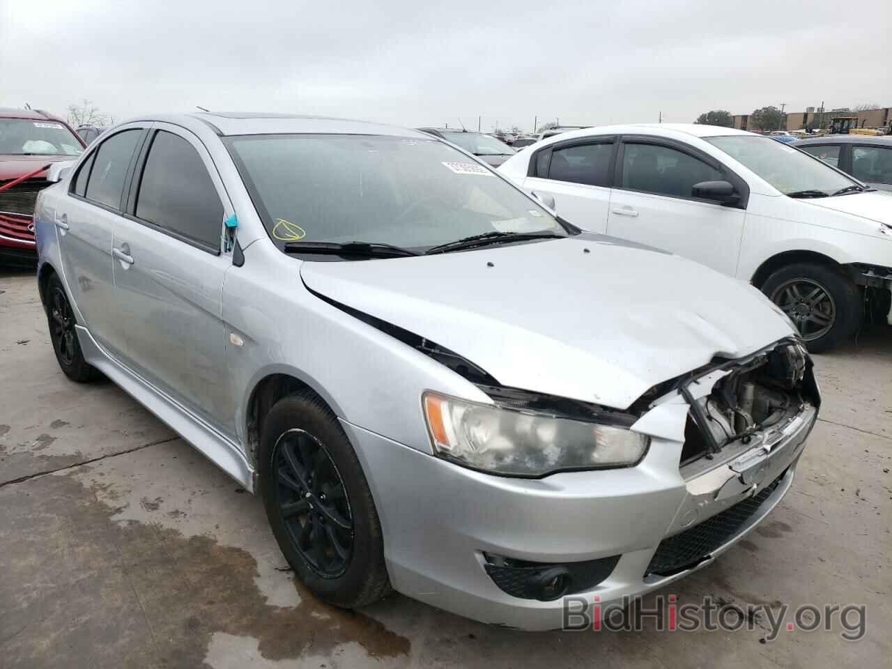 Photo JA32U2FU7BU016502 - MITSUBISHI LANCER 2011