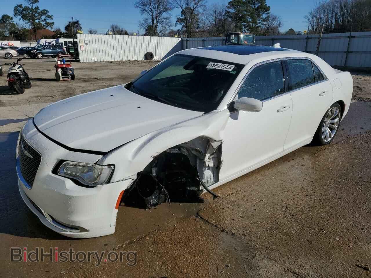 Фотография 2C3CCAAG5KH727031 - CHRYSLER 300 2019