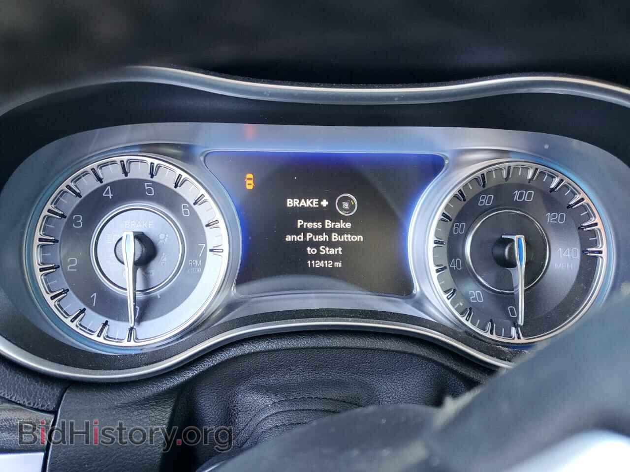 2018 CHRYSLER 300 - VIN: 2C3CCARG0JH314338 - Фото 9
