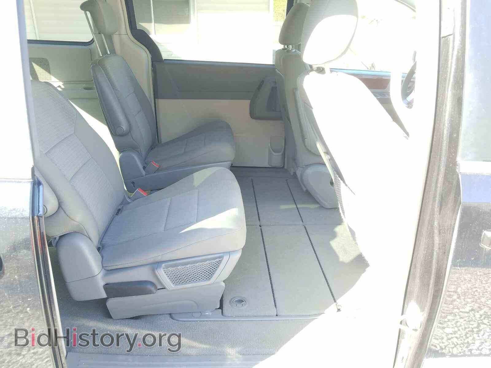 2009 CHRYSLER TOWN & COU - VIN: 2A8HR54149R512414 - Фото 6