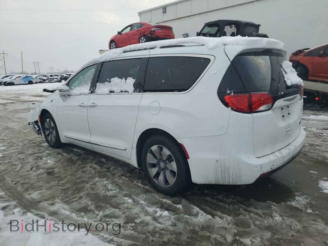 2018 CHRYSLER PACIFICA - VIN: 2C4RC1N72JR168353 - Фото 2