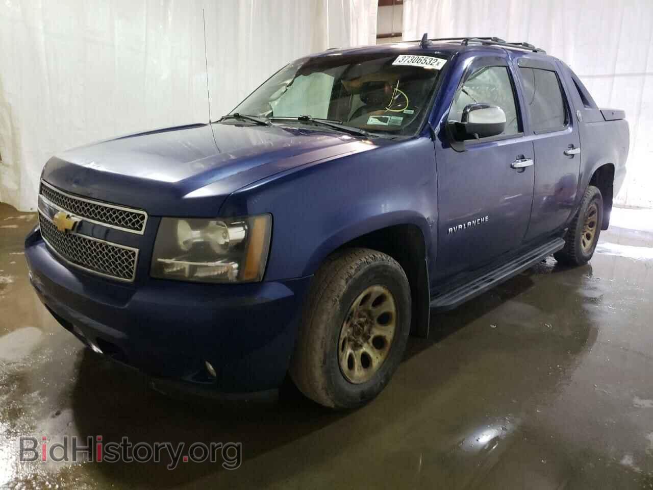 2013 CHEVROLET AVALANCHE - VIN: 3GNTKFE73DG181300 - Фото 2