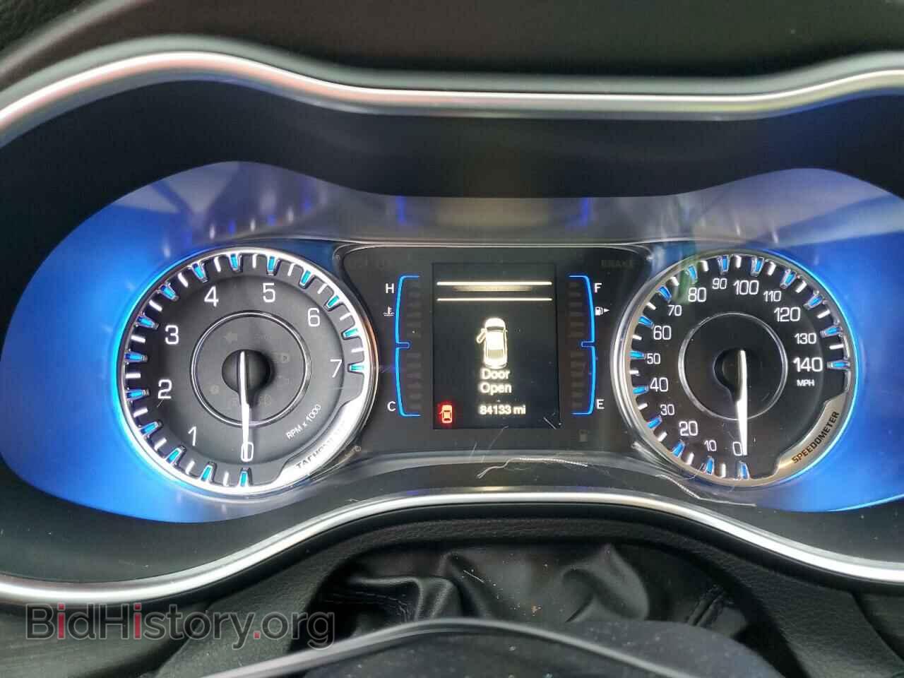2016 CHRYSLER 200 - VIN: 1C3CCCABXGN131170 - Фото 9
