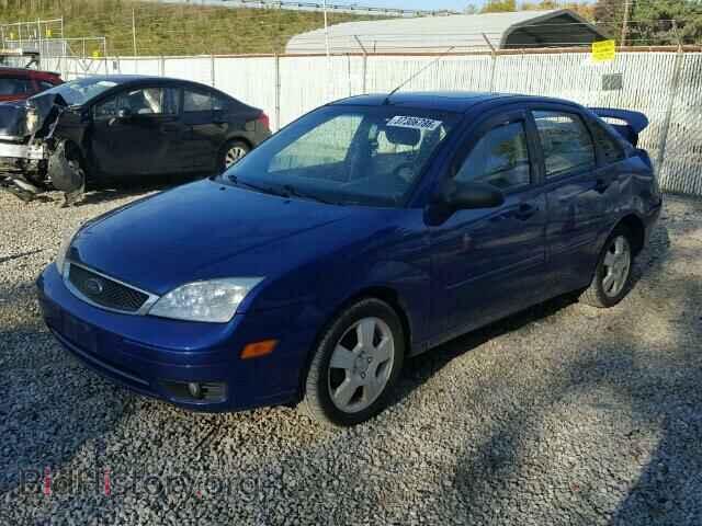 2005 FORD FOCUS - VIN: 1FAHP34N85W208918 - Фото 2