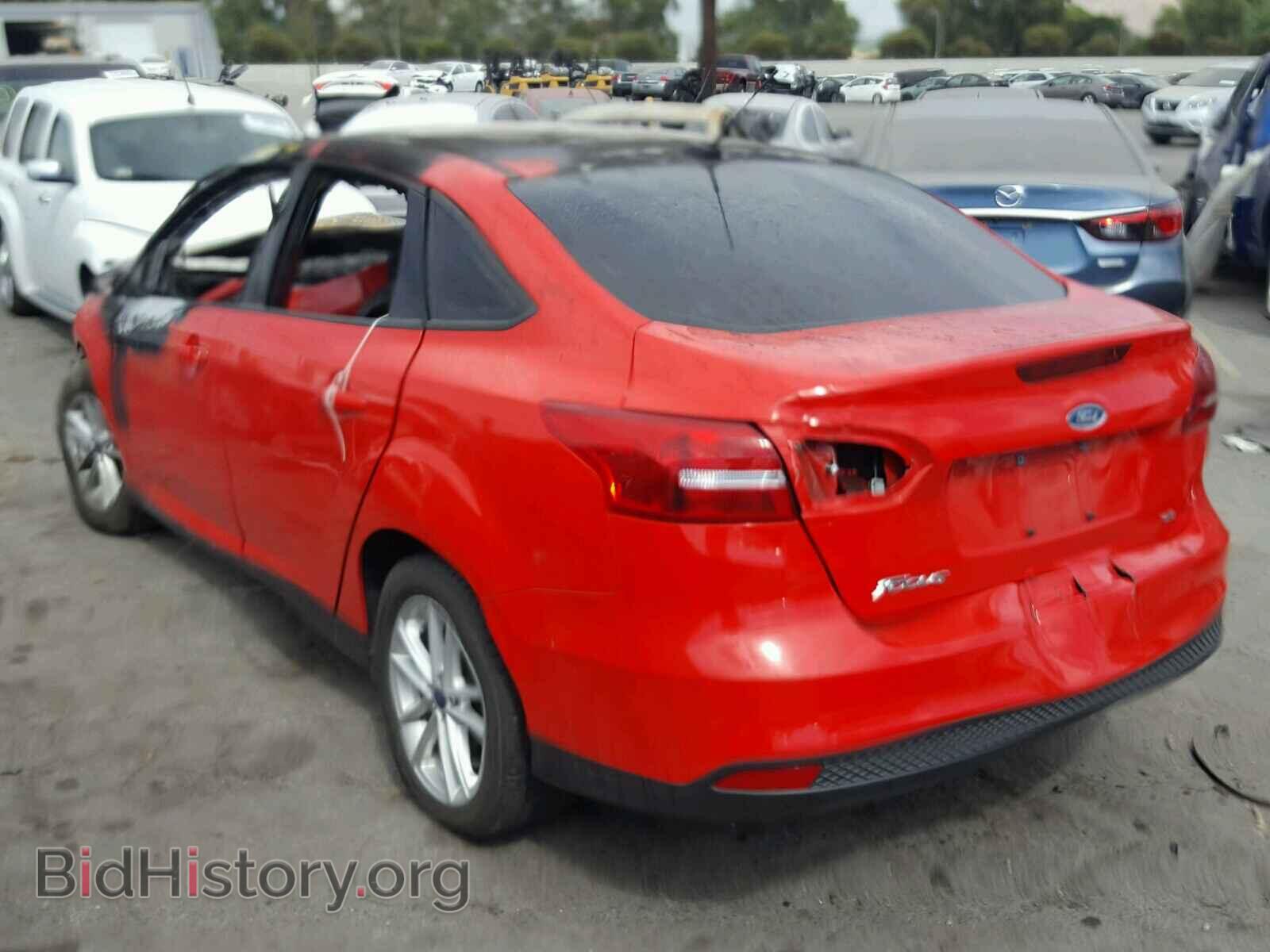 2017 FORD FOCUS - VIN: 1FADP3F2XHL223315 - Фото 3
