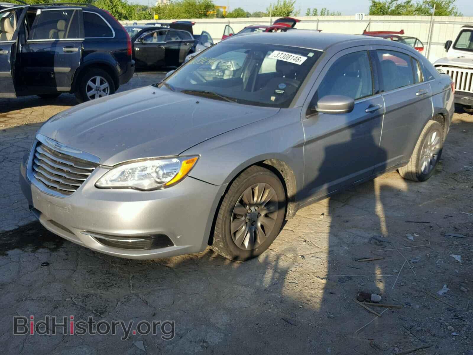 2014 CHRYSLER 200 - VIN: 1C3CCBAB4EN213256 - Фото 2