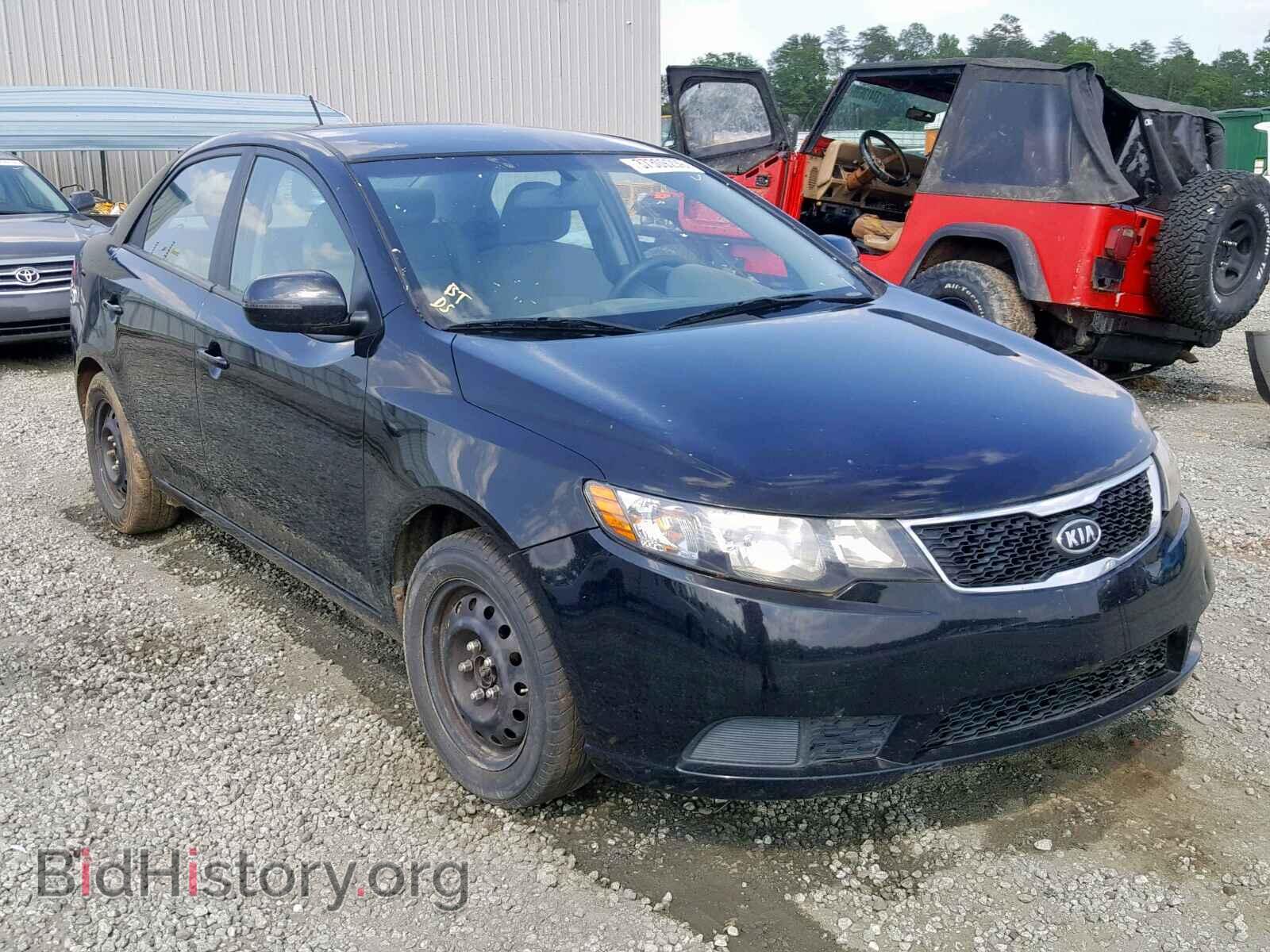 Фотография KNAFU4A2XD5717937 - KIA FORTE EX 2013