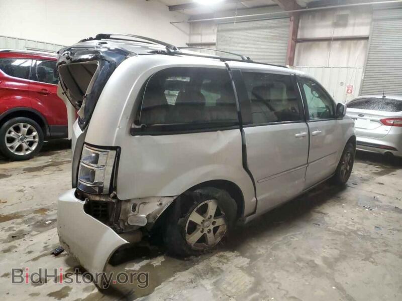 2010 Dodge CARAVAN (VIN 2D4RN5D12AR121051) — фото 3 из 12