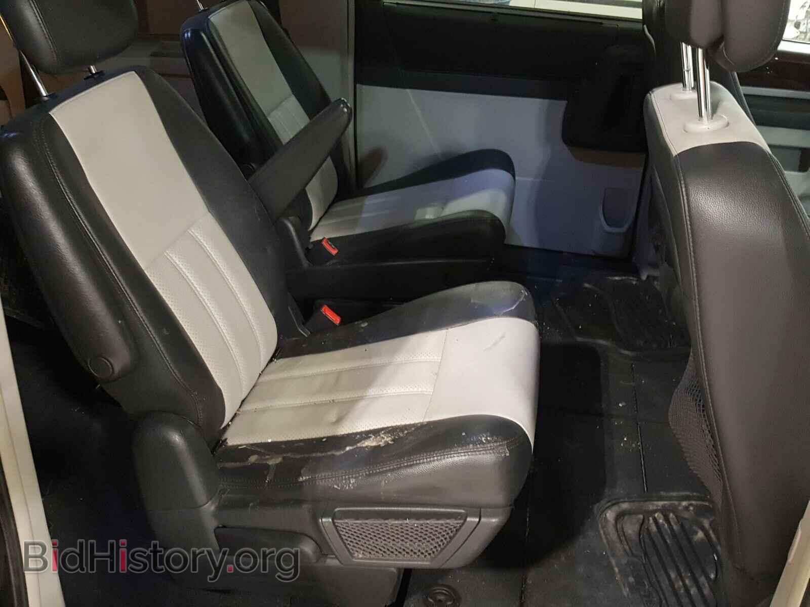 2010 CHRYSLER MINIVAN - VIN: 2A4RR8DX5AR427632 - Photo 6