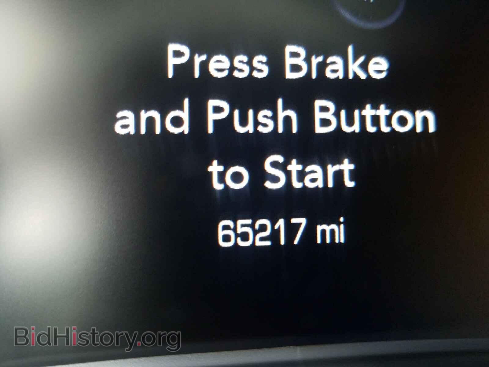 2018 CHRYSLER 300 - VIN: 2C3CCAGG7JH267814 - Photo 8