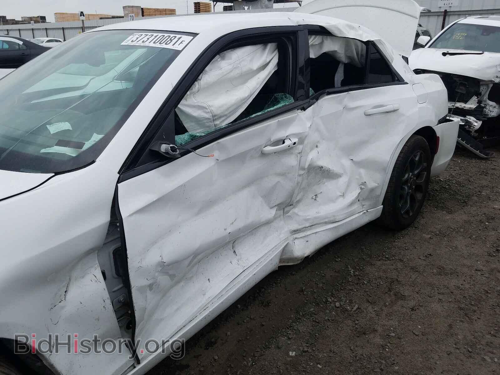 2018 CHRYSLER 300 - VIN: 2C3CCAGG7JH267814 - Photo 9