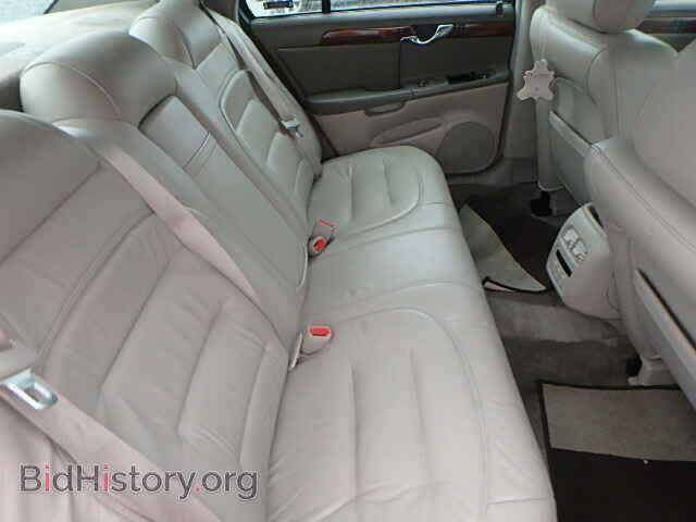 2002 CADILLAC DEVILLE - VIN: 1G6KD54YX2U148343 - Photo 6