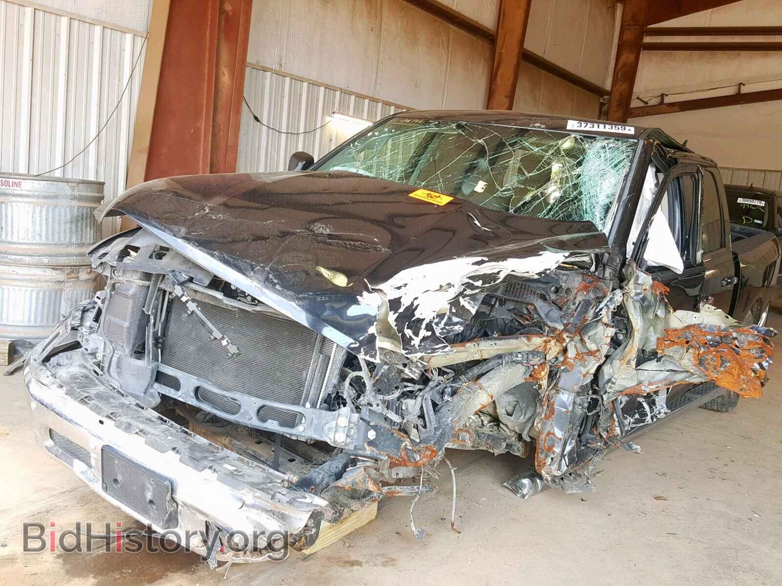 2016 RAM 1500 SLT - VIN: 1C6RR6LT2GS169366 - Фото 2