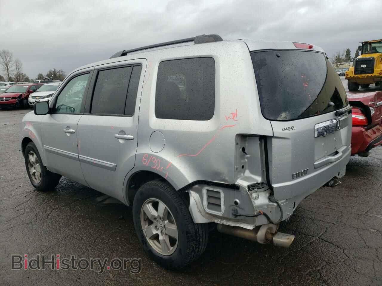 2011 HONDA PILOT - VIN: 5FNYF4H48BB045238 - Фото 2