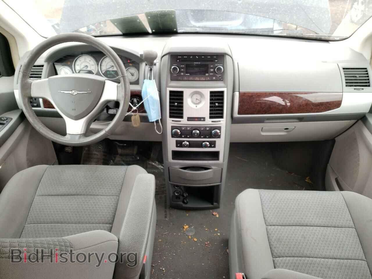 2010 CHRYSLER MINIVAN - VIN: 2A4RR5D12AR399377 - Фото 8