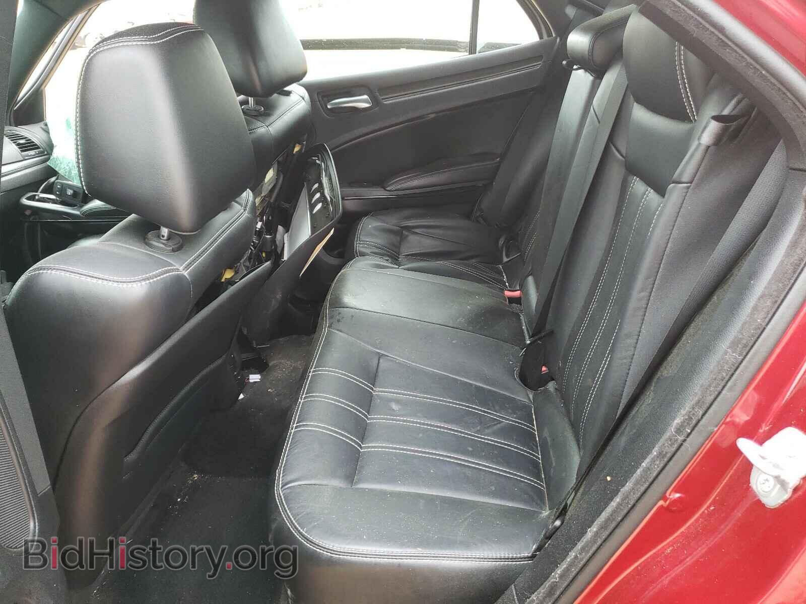 2014 CHRYSLER 300 - VIN: 2C3CCABT5EH203006 - Фото 6