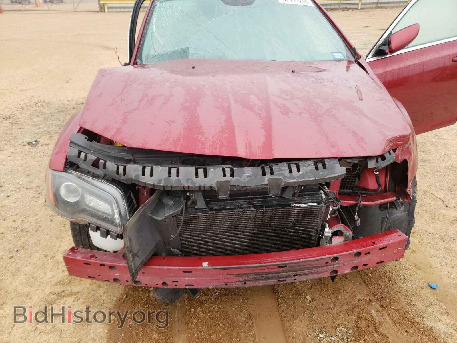 2014 CHRYSLER 300 - VIN: 2C3CCABT5EH203006 - Фото 7