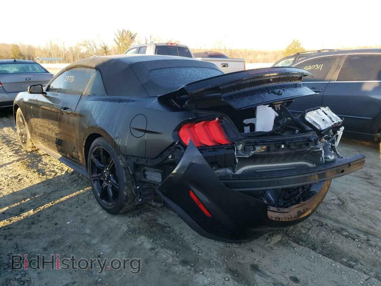 2019 FORD MUSTANG - VIN: 1FATP8UH0K5117256 - Фото 3