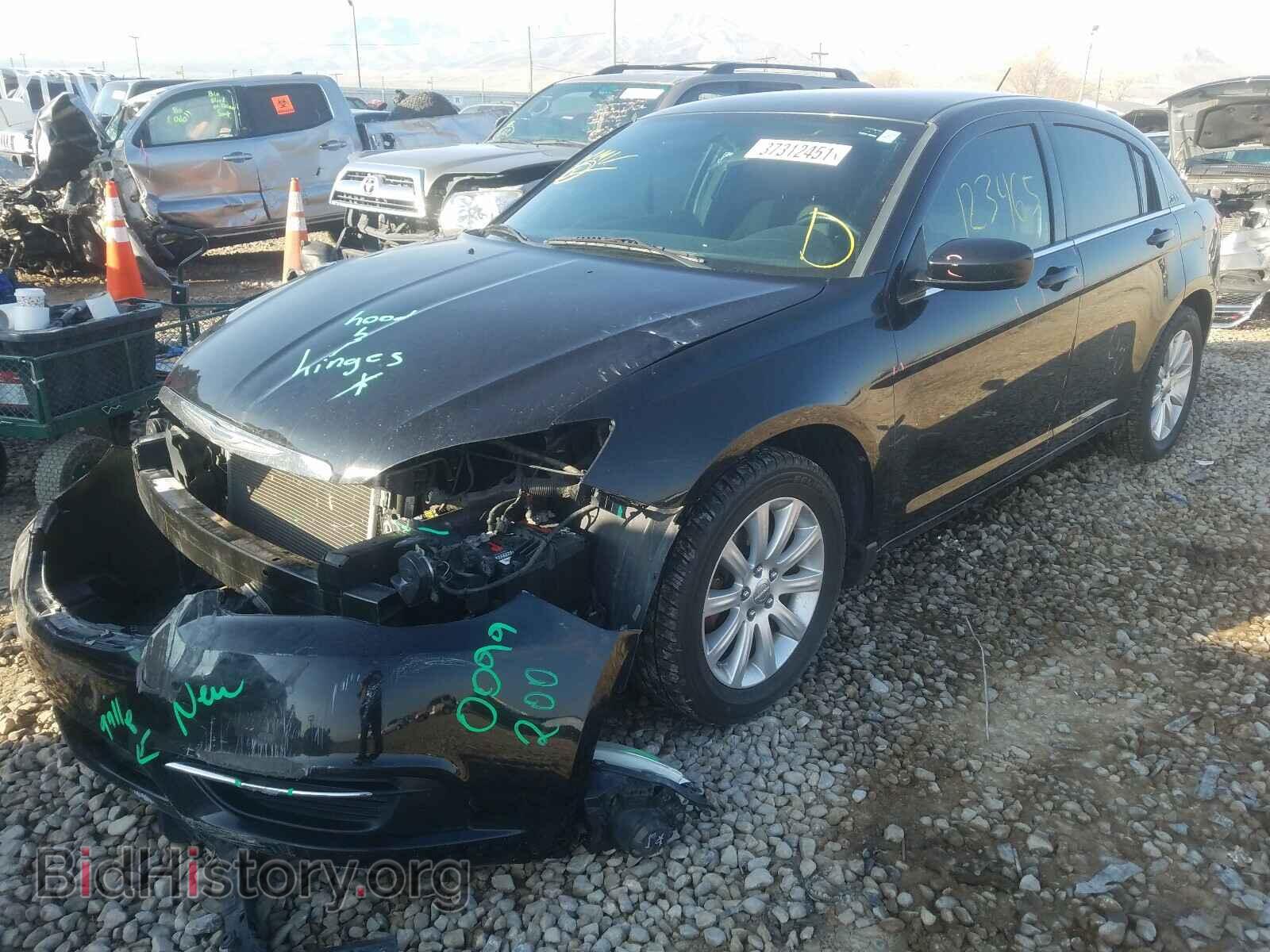 2012 CHRYSLER 200 - VIN: 1C3CCBBB8CN127010 - Фото 2