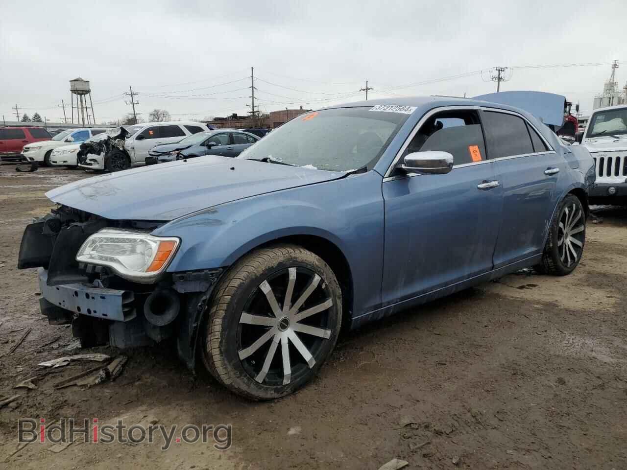 Photo 2C3CA5CG8BH592945 - CHRYSLER 300 2011