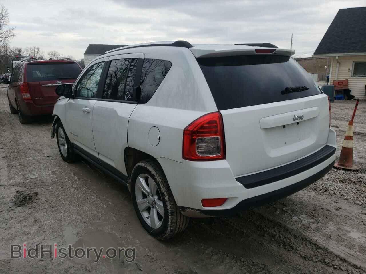 2011 JEEP COMPASS - VIN: 1J4NT1FA7BD286714 - Фото 3