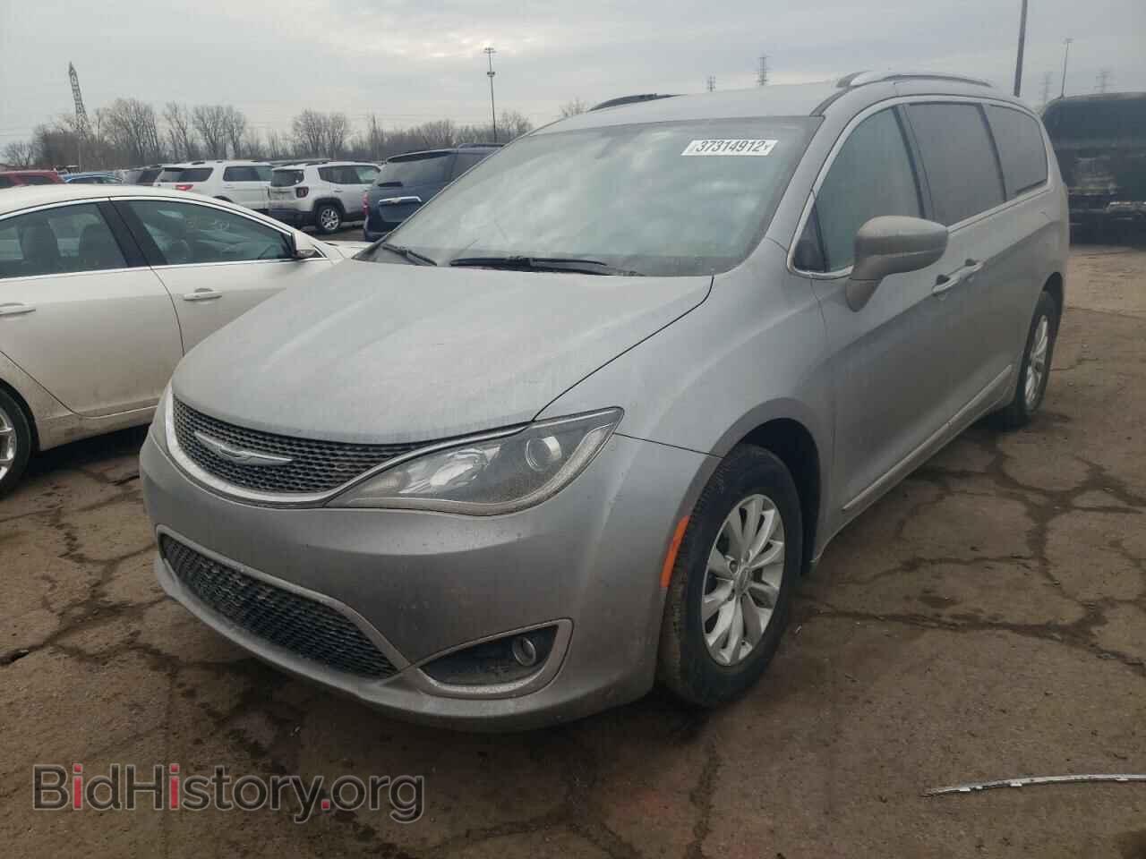 2018 CHRYSLER PACIFICA - VIN: 2C4RC1BG1JR277276 - Photo 2