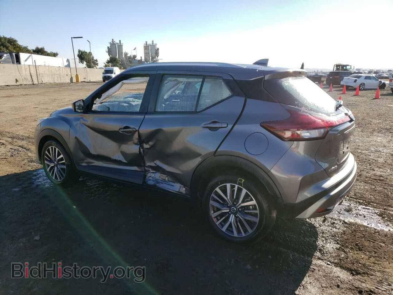2021 NISSAN KICKS - VIN: 3N1CP5CV8ML525994 - Фото 2