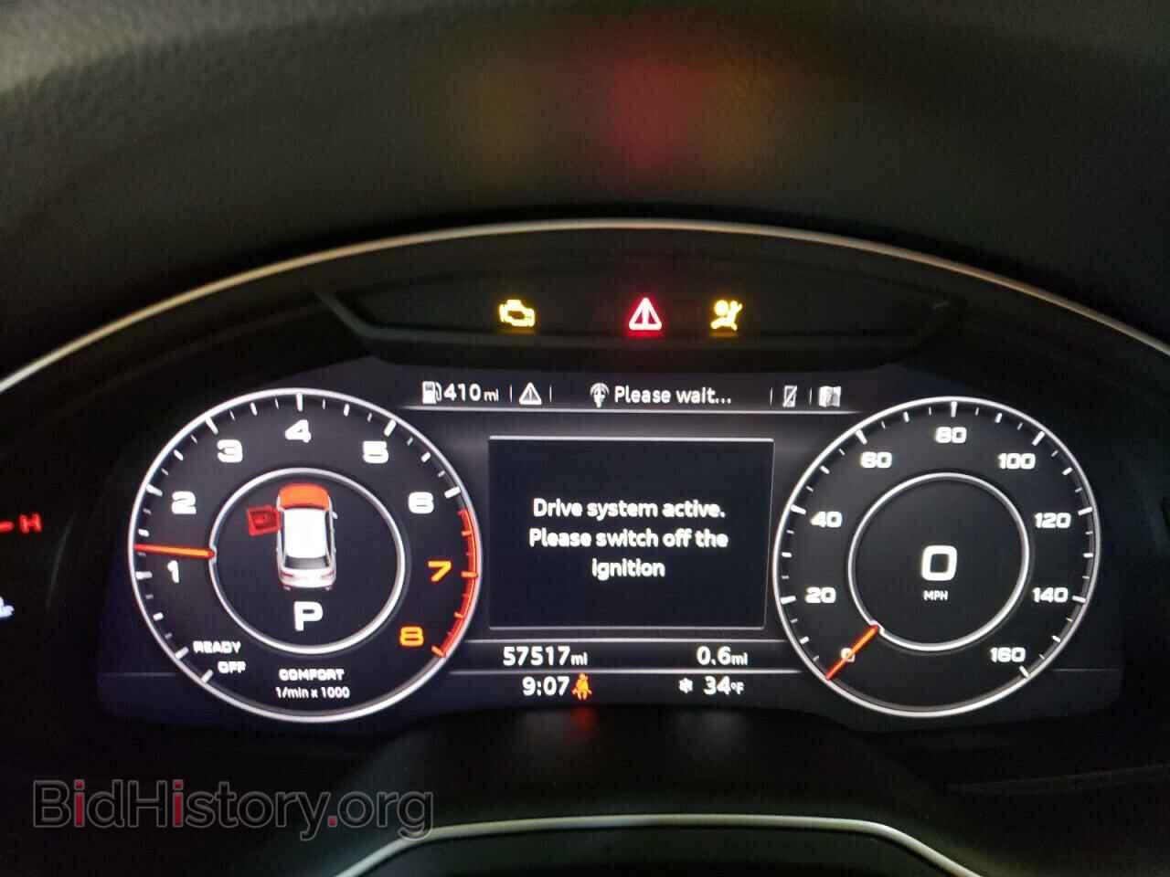 2018 AUDI Q7 - VIN: WA1VAAF78JD049948 - Фото 9