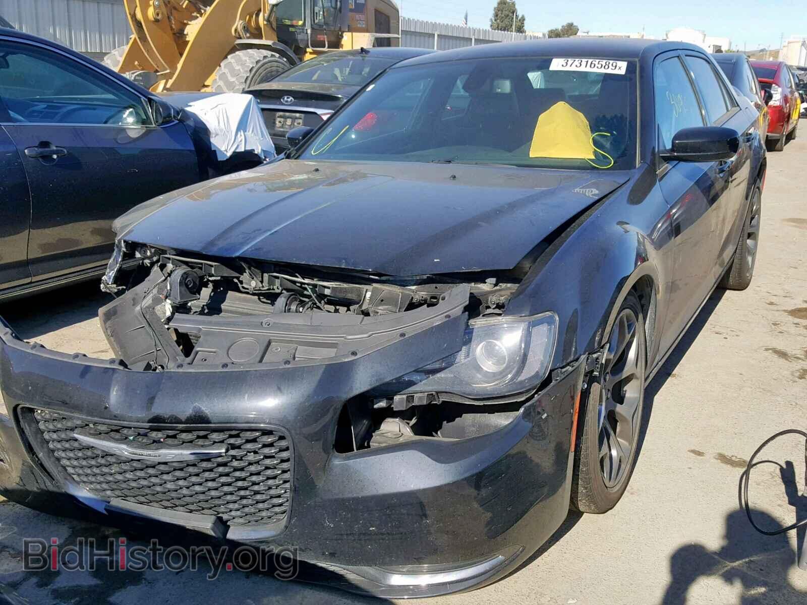2018 CHRYSLER 300 - VIN: 2C3CCABG2JH211383 - Фото 2
