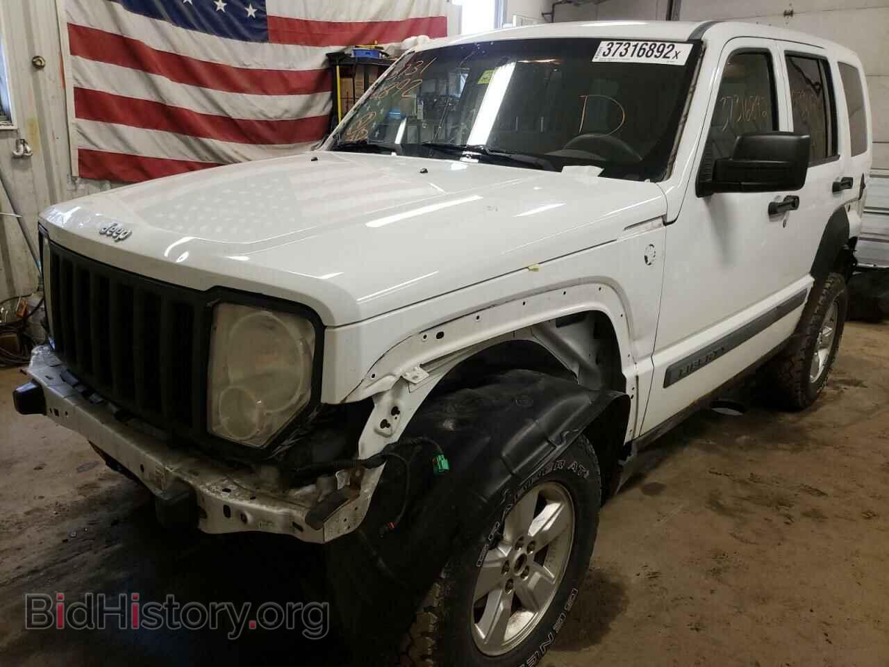 2011 JEEP LIBERTY - VIN: 1J4PN2GK5BW592475 - Фото 2